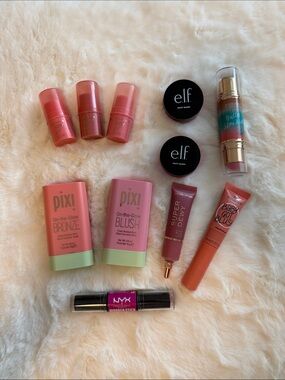 Blush Bundle – Pixi, e.l.f., Essence, NYX & More – 11 Pieces